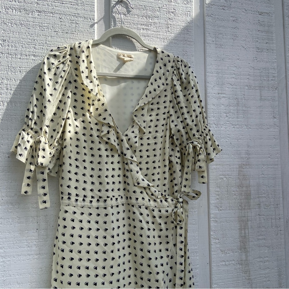 For Love and Lemons Sweetheart Wrap Mini Medium Puff Sleeve Cream Black Hearts - Picture 5 of 6
